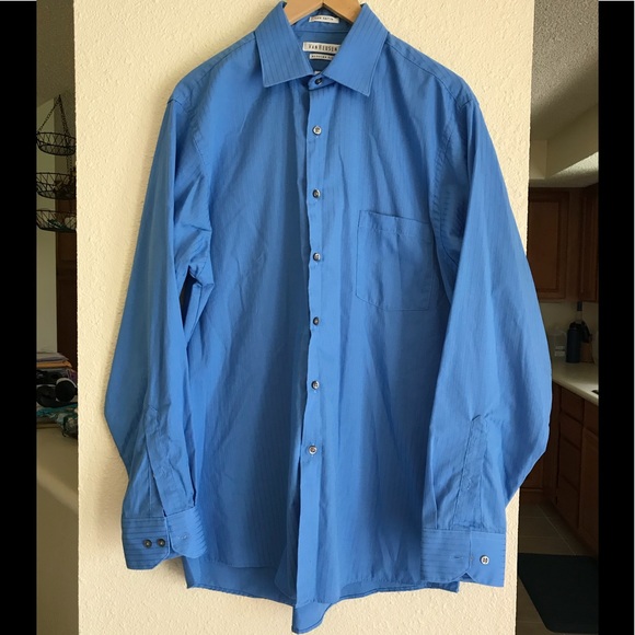 Van Heusen & Arrow Dress Shirts - Picture 2 of 8